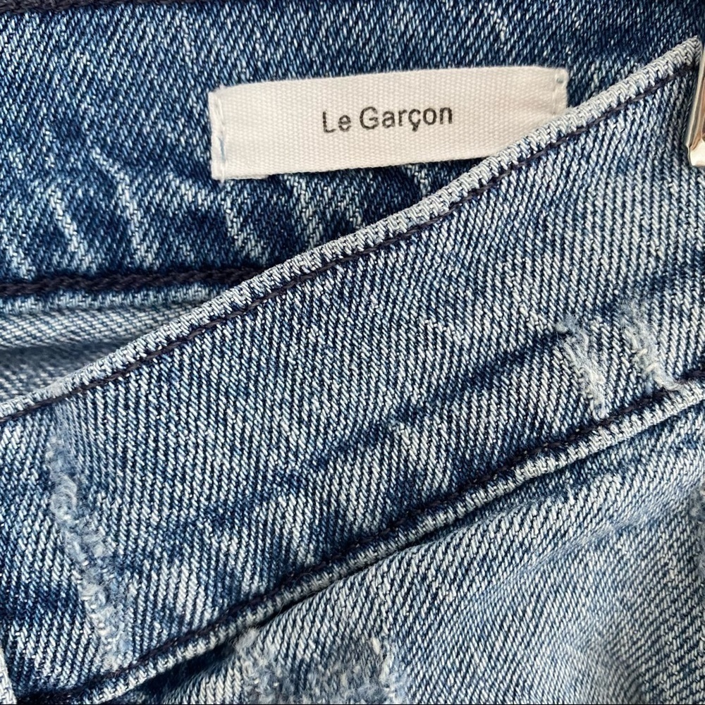 Frame Le Garcon Distressed
Jeans Size 23 Beldon Rips Mid Rise
Straight Fit - Picture 10 of 16